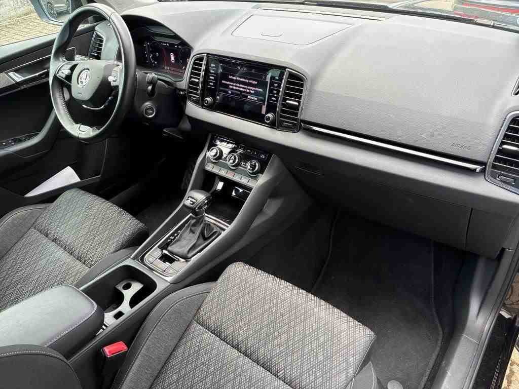 Skoda Karoq Style 2.0TDI 4x4 DSG Navi LED GRA EPH AHK