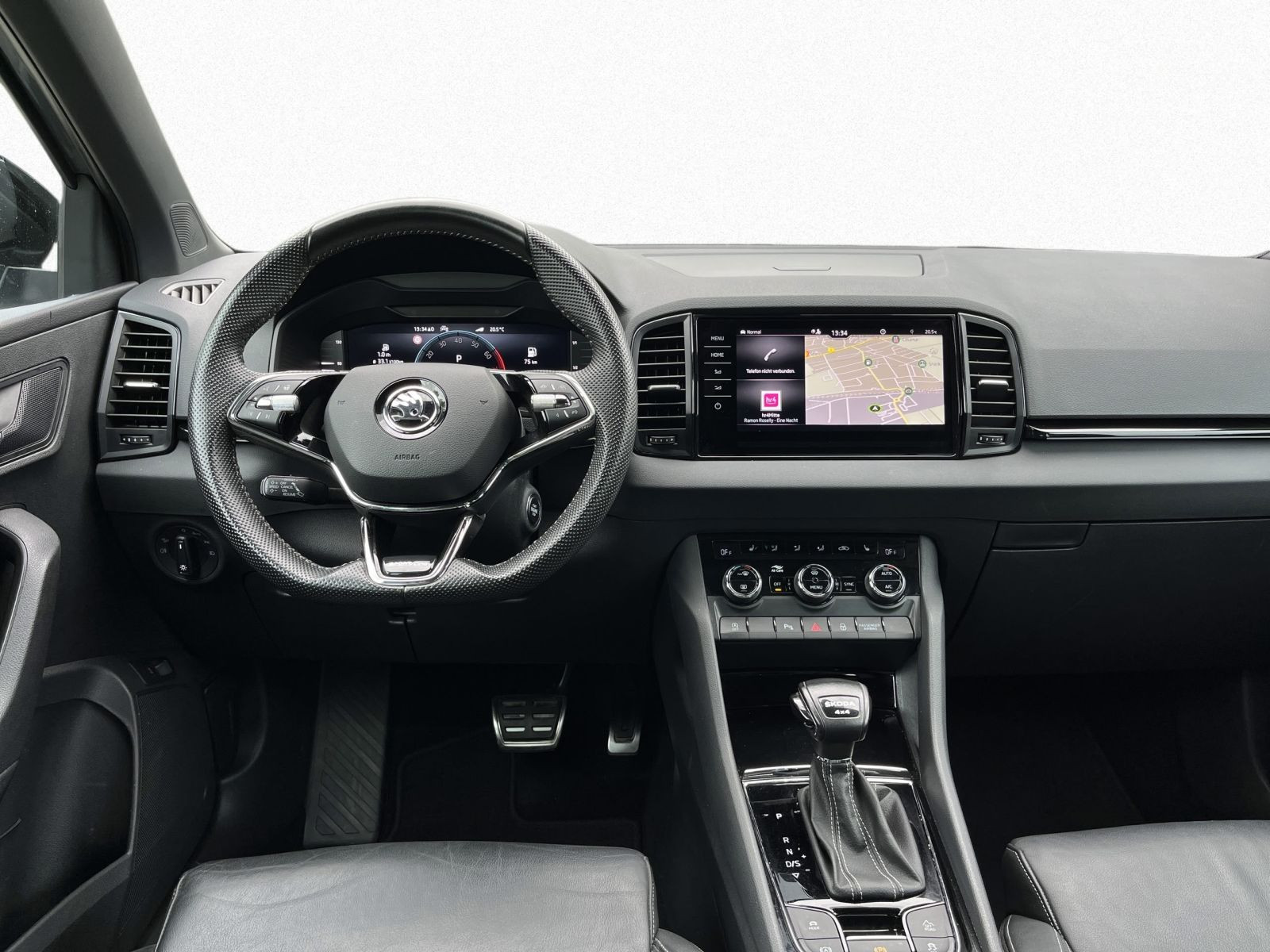 Skoda Karoq Sportline 2.0TSI 4x4 DSG Navi LED ACC EPH AHK