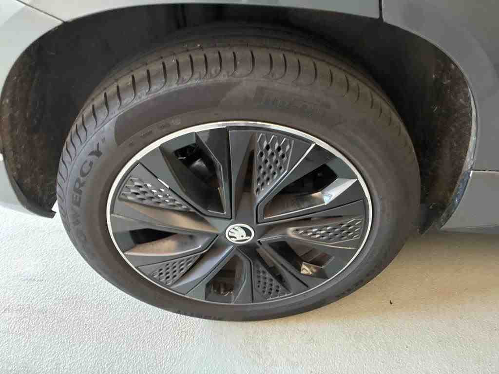 Skoda Karoq Sportline 2.0TSI 4x4 DSG Navi LED ACC EPH AHK