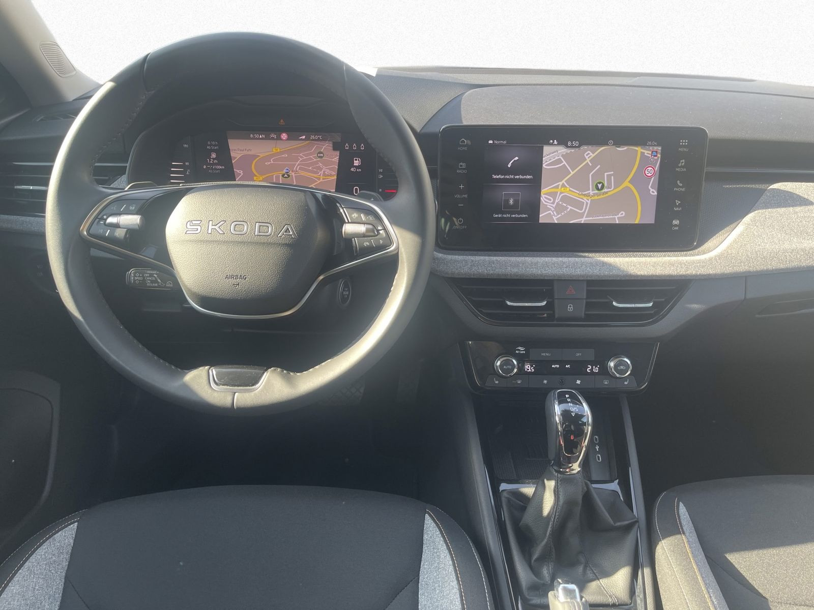 Skoda Kamiq Tour 1.5TSI DSG Navi LED ACC EPH DAB AHK