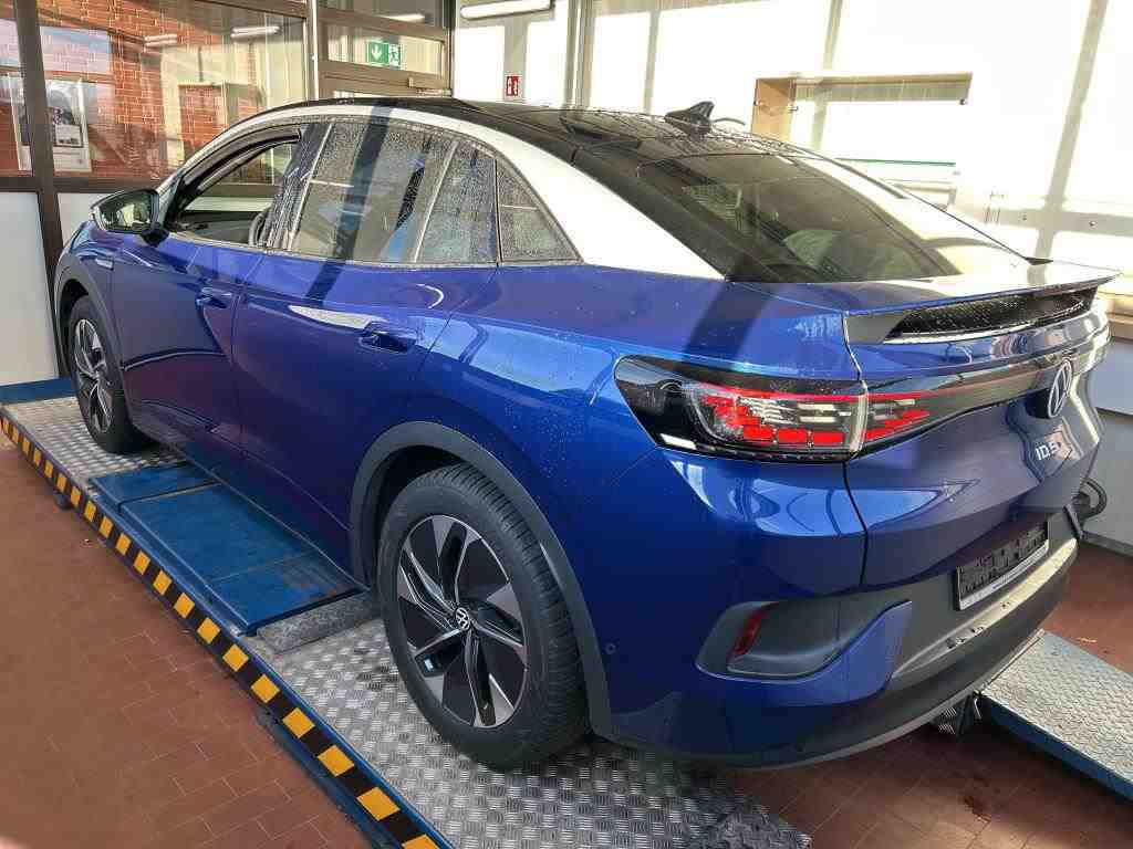 Volkswagen ID.5 Pro Performance Matrix AHK ACC Panorama