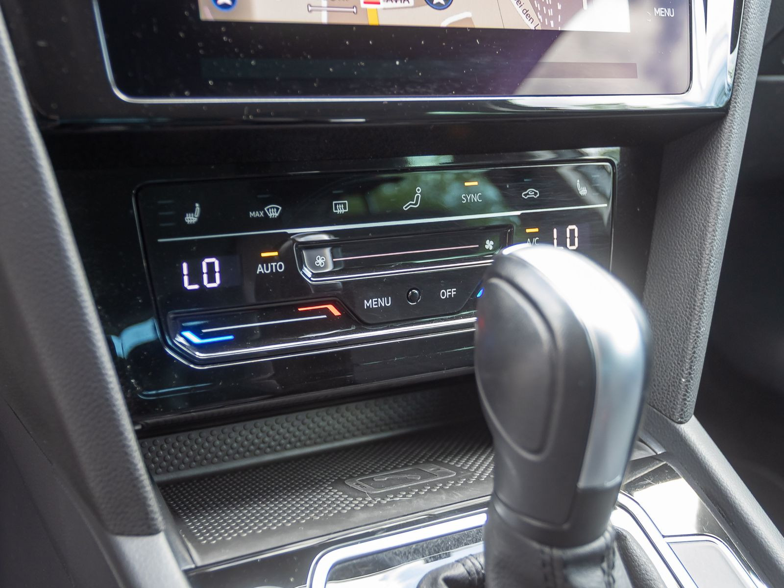 Volkswagen Passat Variant Alltrack 2.0 TDI 4M DSG LED AHK