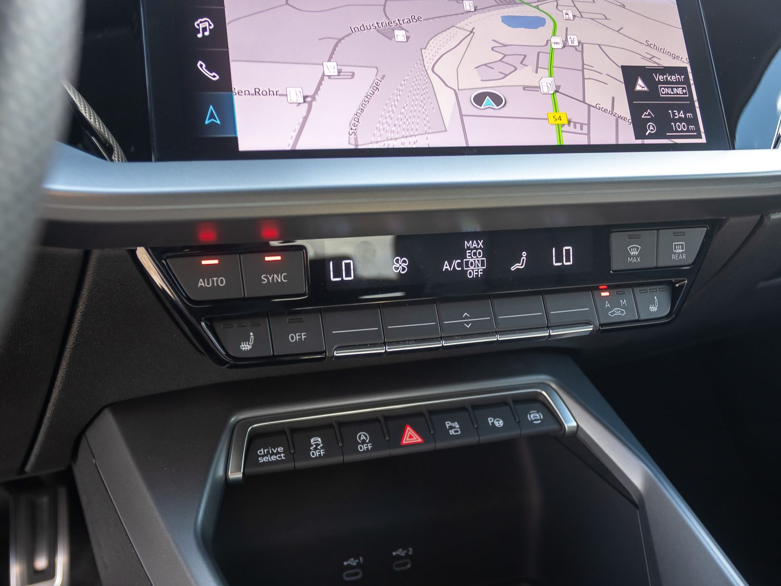 Audi A3 Sportback S line TFSI Stronic LED HUD SONOS
