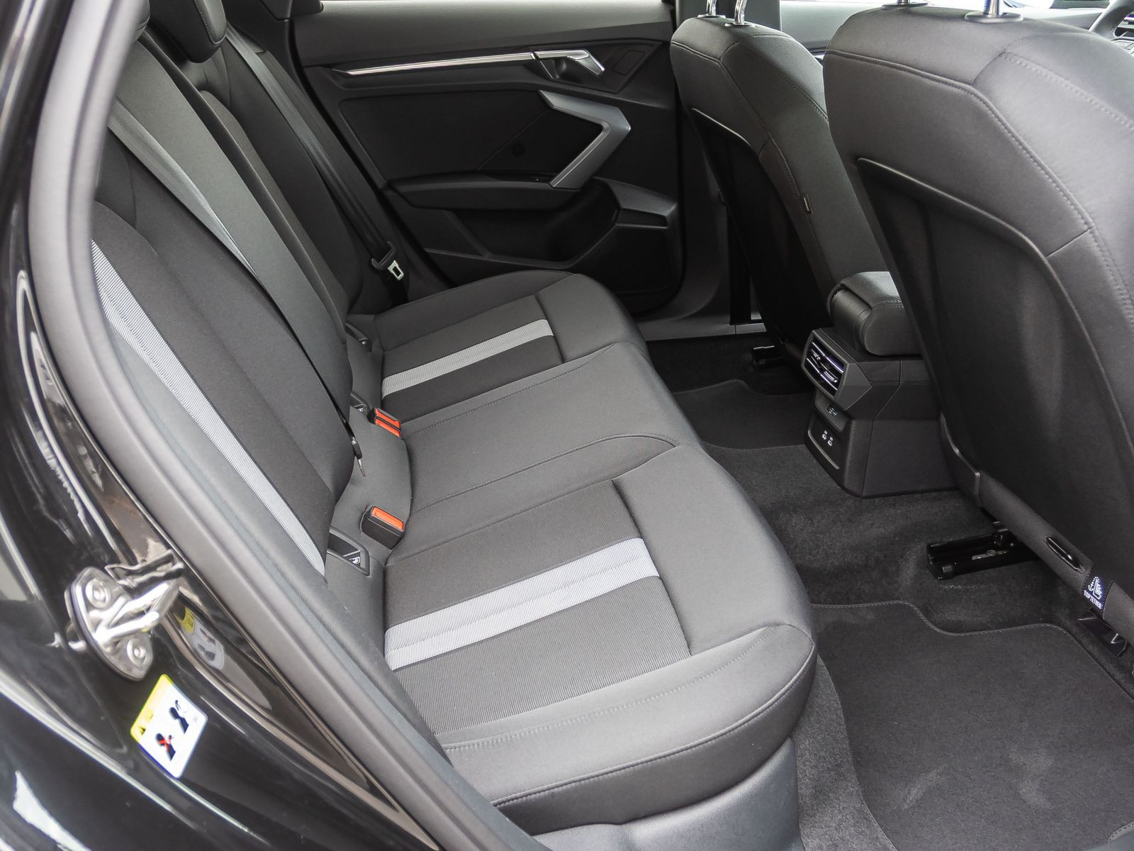 Audi A3 Sportback Advanced TFSI Navi LED EPH Sitzhzg
