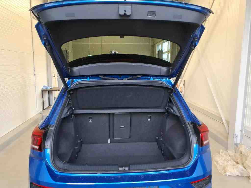 Volkswagen T-ROC 1.5 TSI DSG Sport R-Line Navi LED ACC AHK EPH