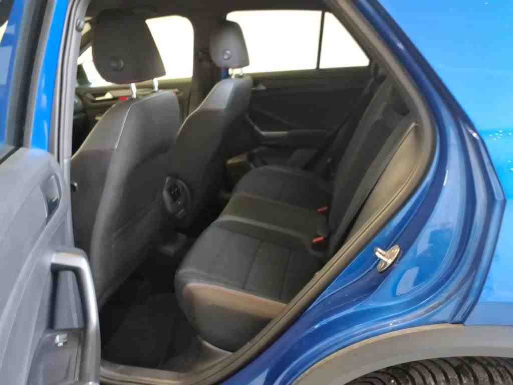 Volkswagen T-ROC 1.5 TSI DSG Sport R-Line Navi LED ACC AHK EPH