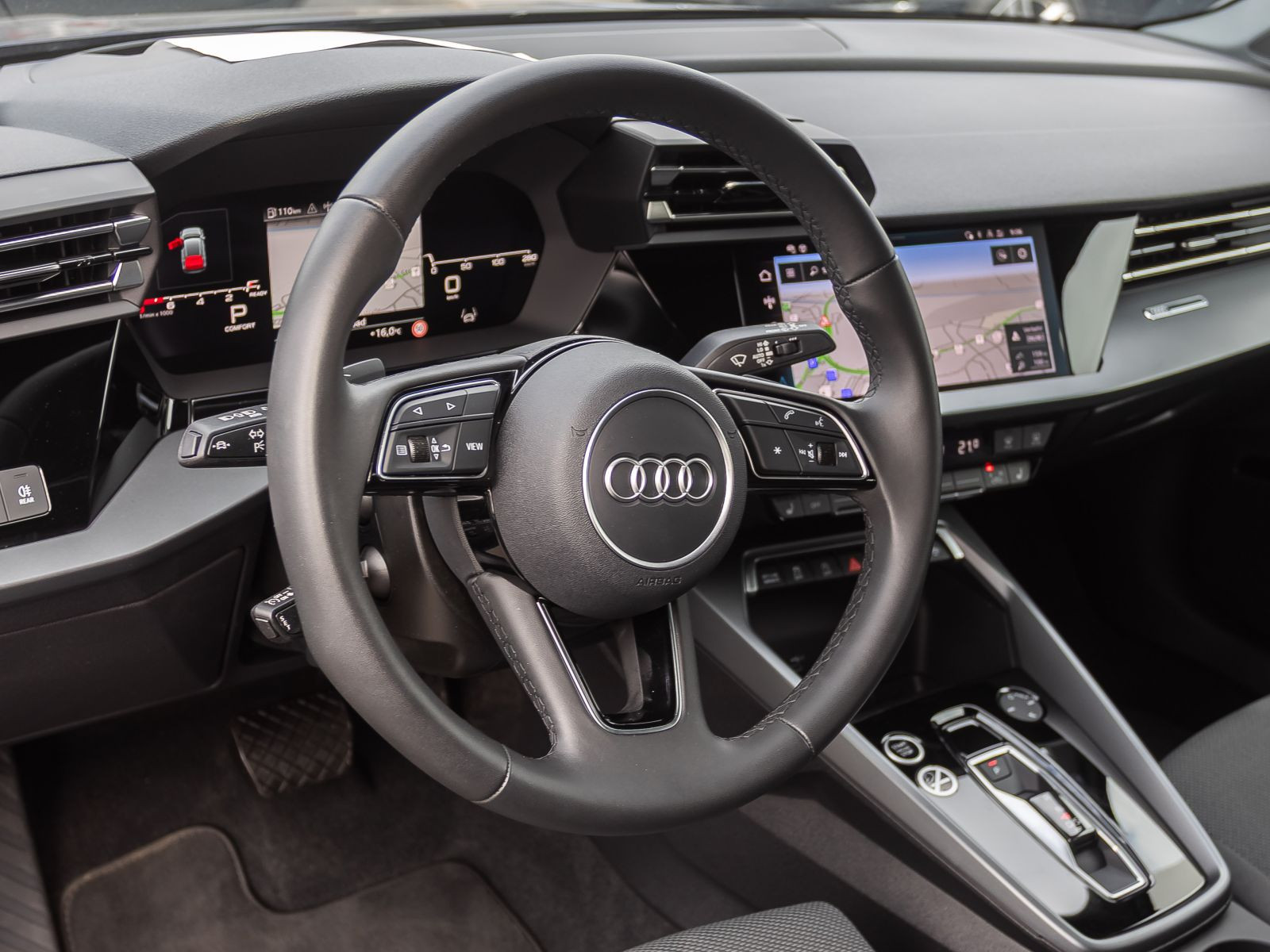 Audi A3 Sportback S line 35TFSI Stronic HUD SONOS ACC
