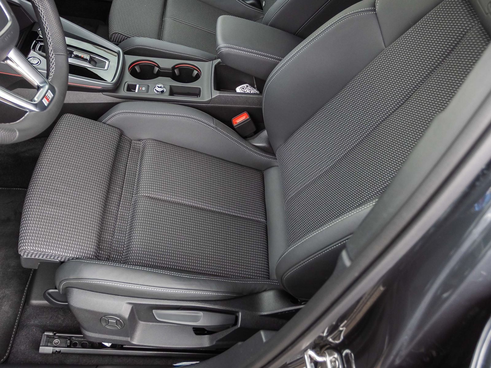 Audi A3 Sportback Advanced TFSI Stronic Navi LED HuD