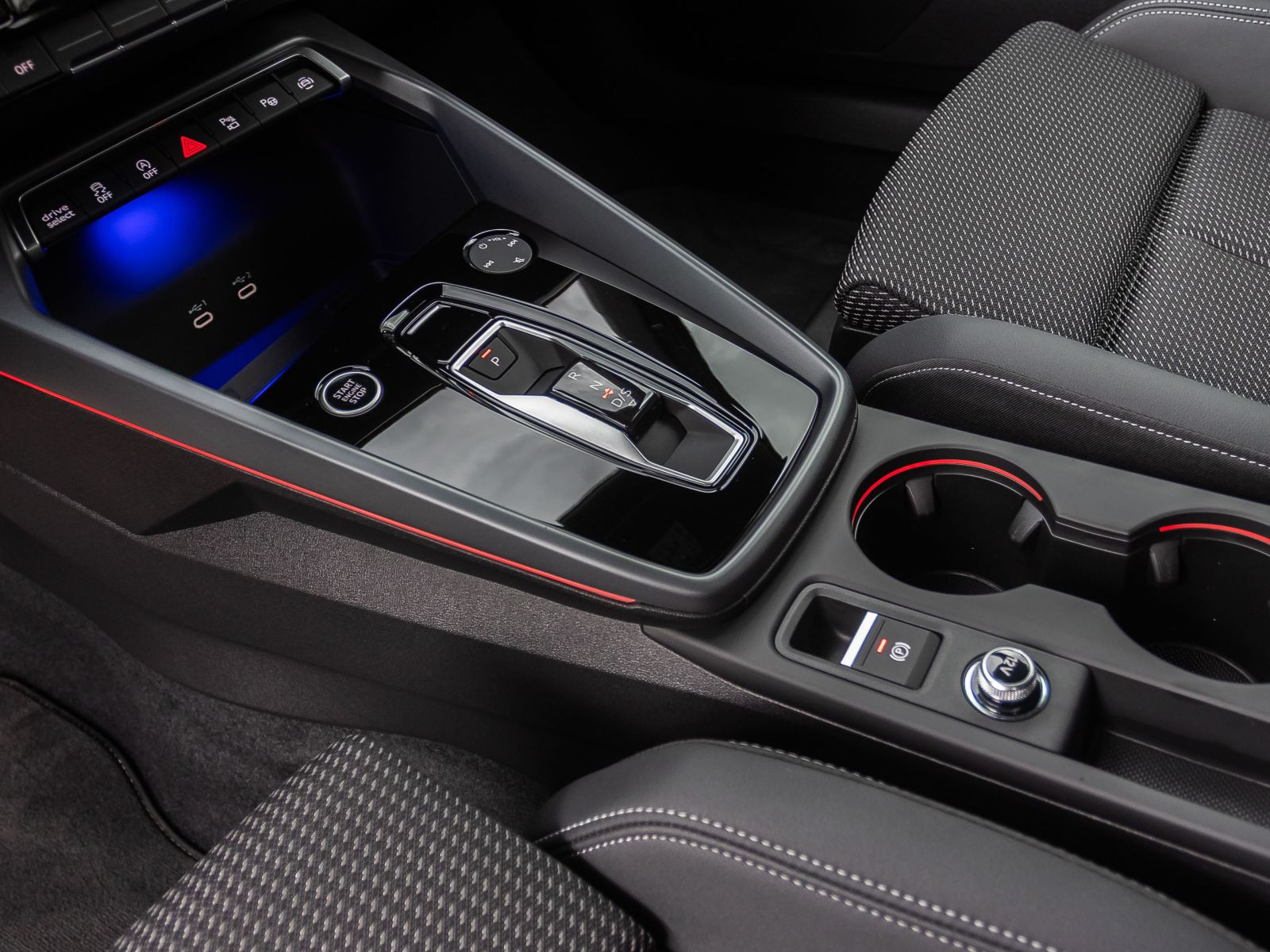 Audi A3 Sportback Advanced TFSI Stronic Navi LED HuD