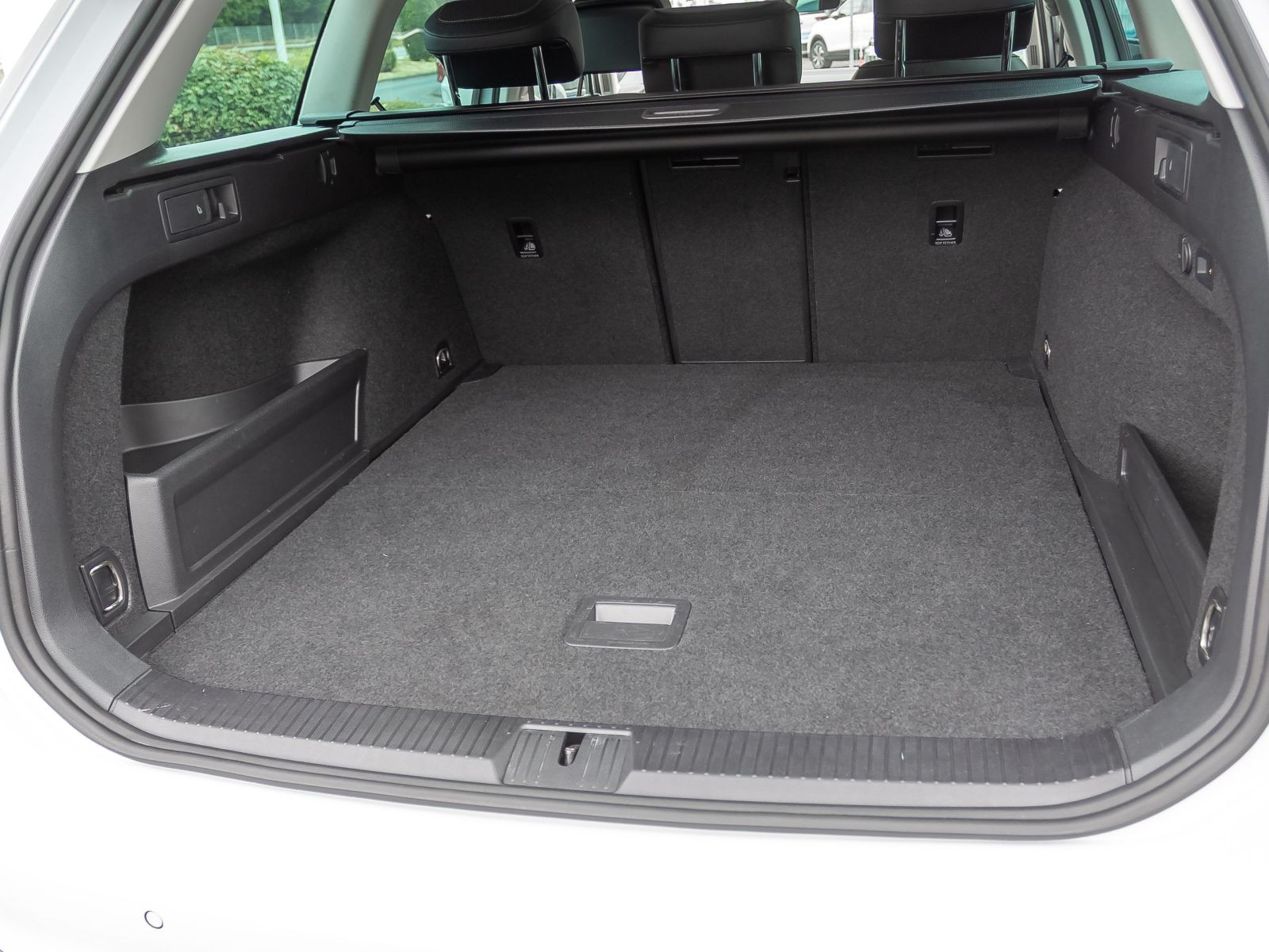 Volkswagen Passat Variant Alltrack 2.0 TDI DSG, AHK, LED-Matrix, Navi, Standheizung, App-Connect