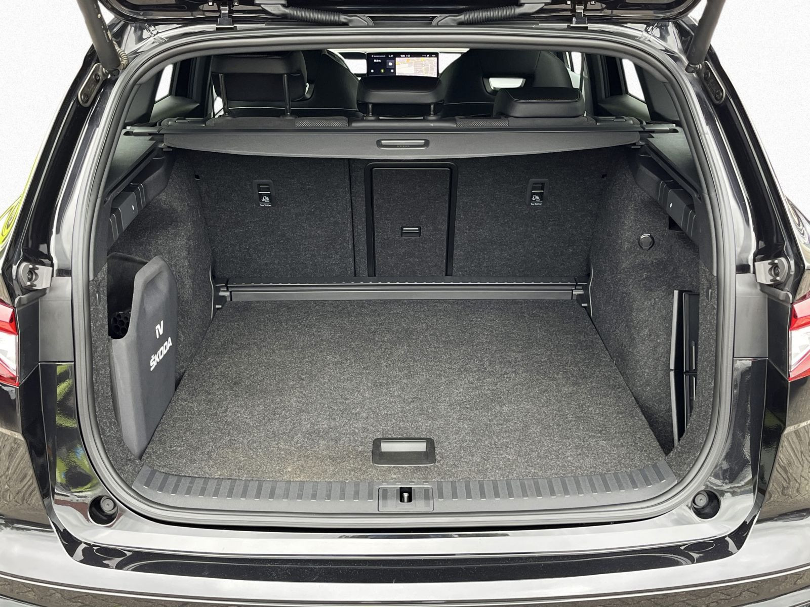 Skoda Enyaq 60 Sportline Navi LED Standklima HuD ACC EPH