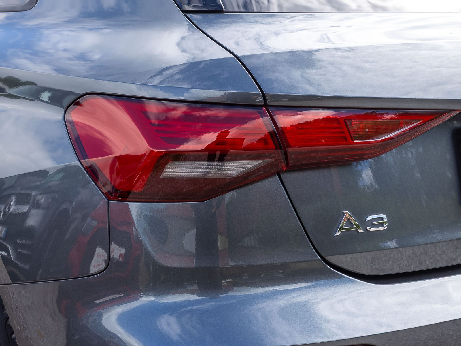 Audi A3 Sportback S line 40TFSI e Stronic Navi LED Panorama GRA