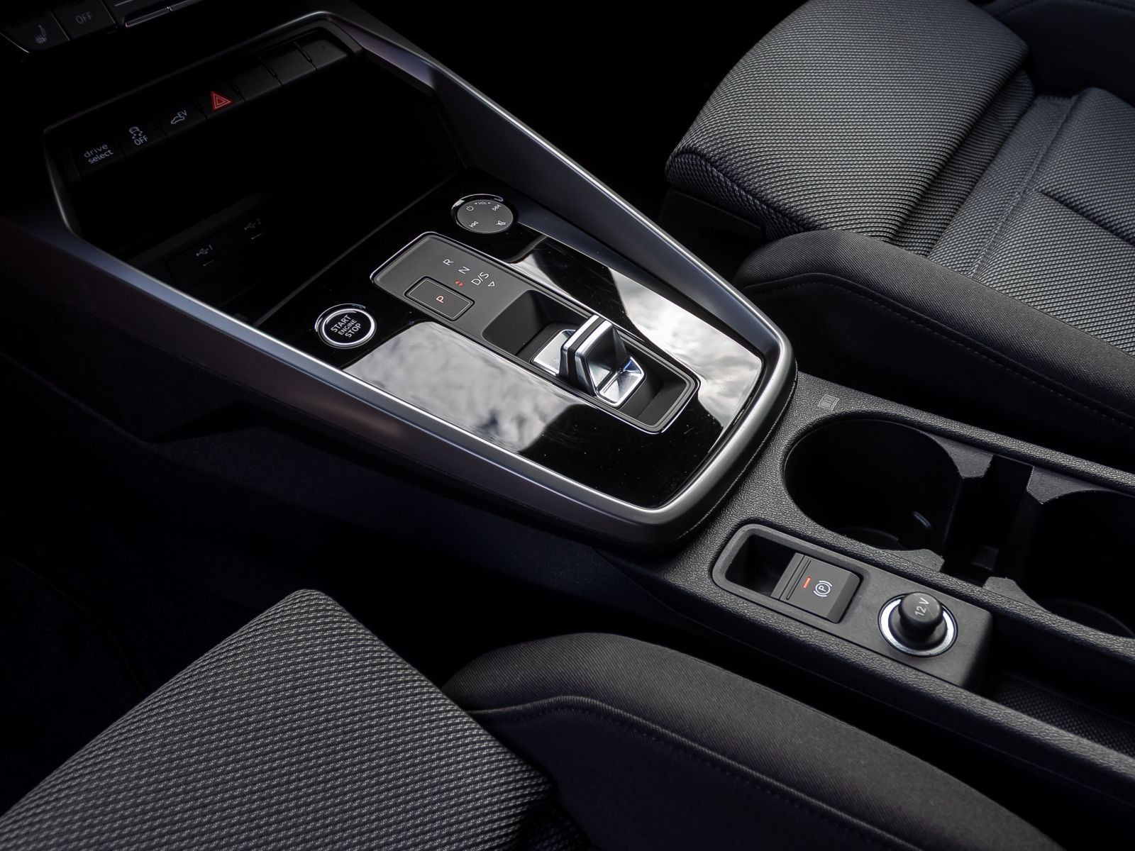 Audi A3 Sportback S line 40TFSI e Stronic Navi LED Panorama GRA