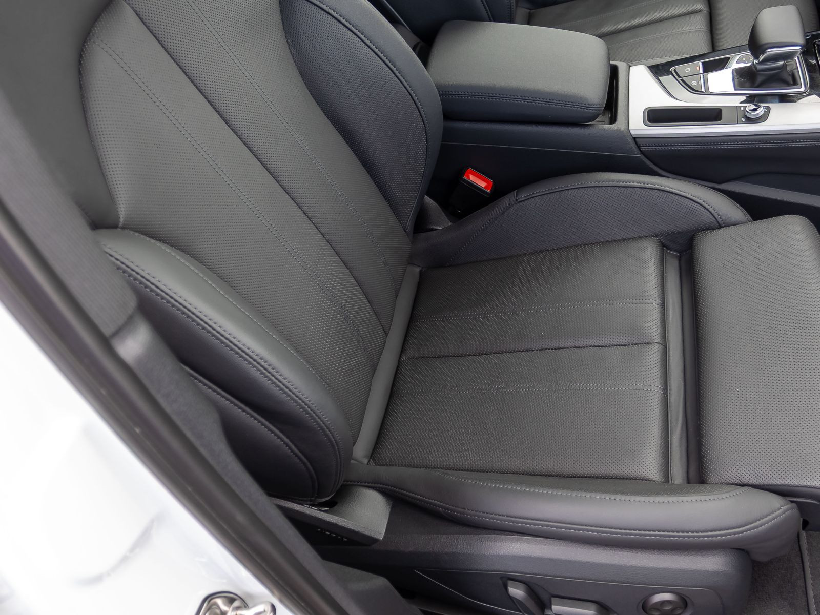 Audi A4 allroad 40TDI Stronic Navi B&O Panorama AHK