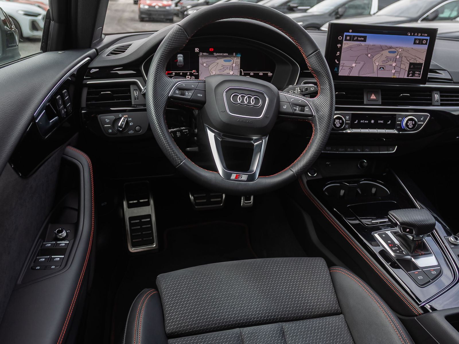 Audi A4 Avant S line 45TFSI qu Stronic Navi Matrix ACC AHK