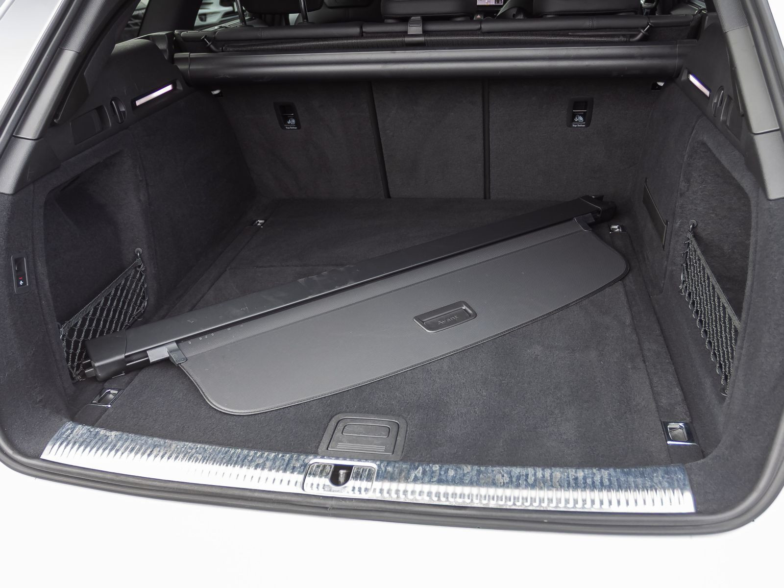 Audi A4 Avant S line 45TFSI qu Stronic Navi Matrix ACC AHK