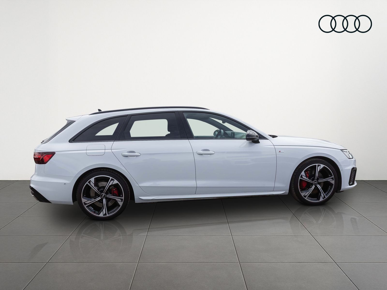Audi A4 Avant S line 45TFSI qu Stronic Navi Matrix ACC AHK