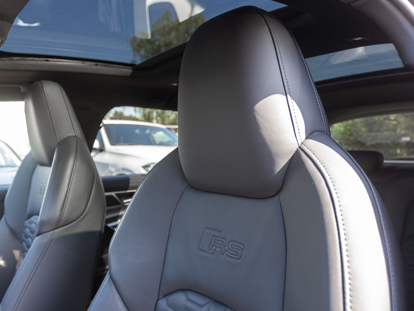 Audi RS 6 Avant Keramikbremse B&O Panorama HD Matrix