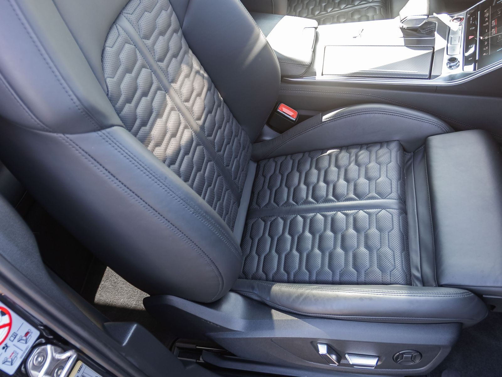 Audi RS 6 Avant Keramikbremse B&O Panorama HD Matrix