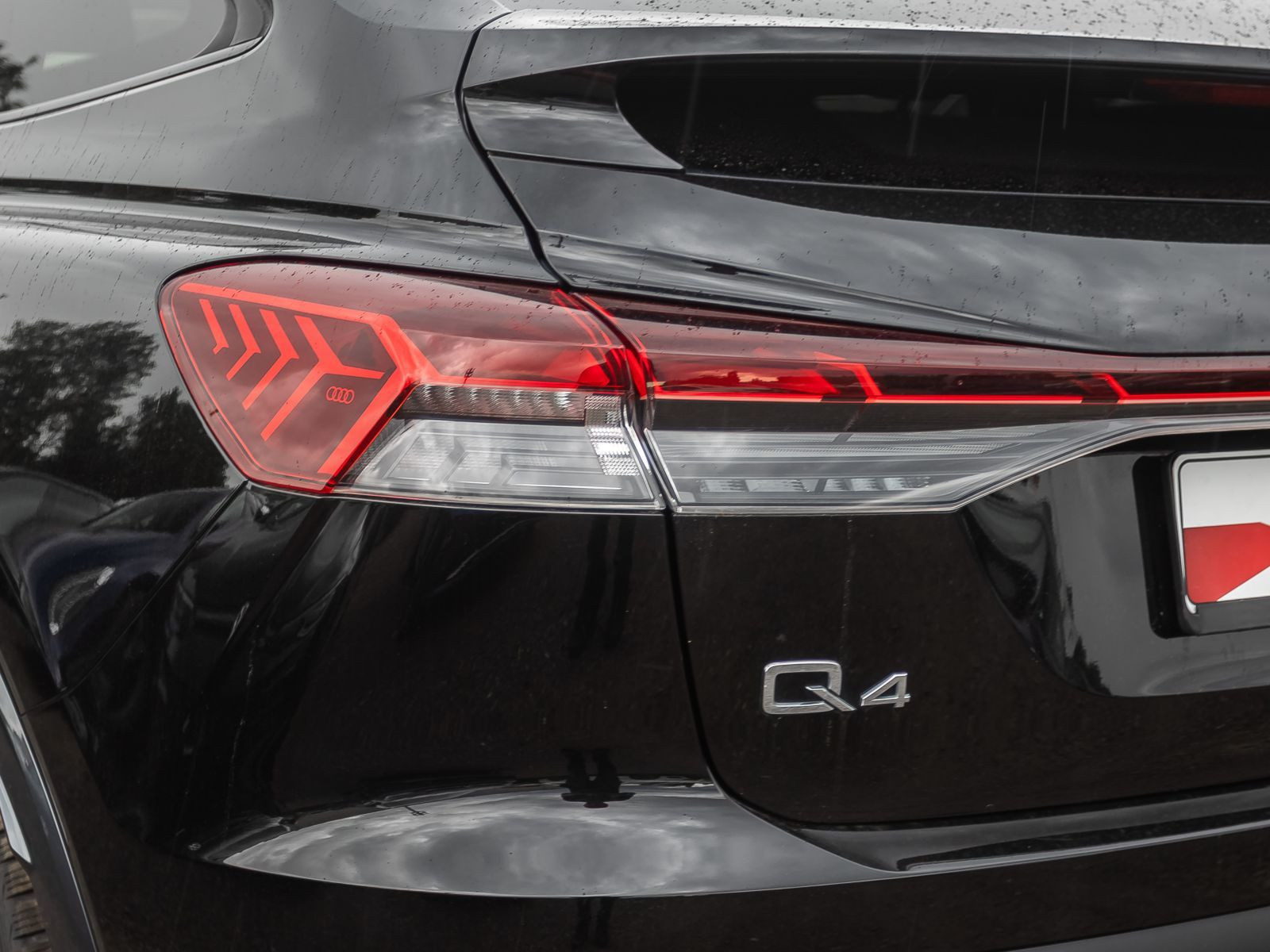 Audi Q4 Sportback e-tron S line 35 LED Standklima ACC