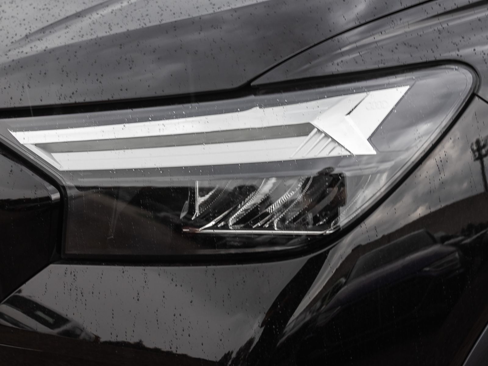 Audi Q4 Sportback e-tron S line 35 LED Standklima ACC