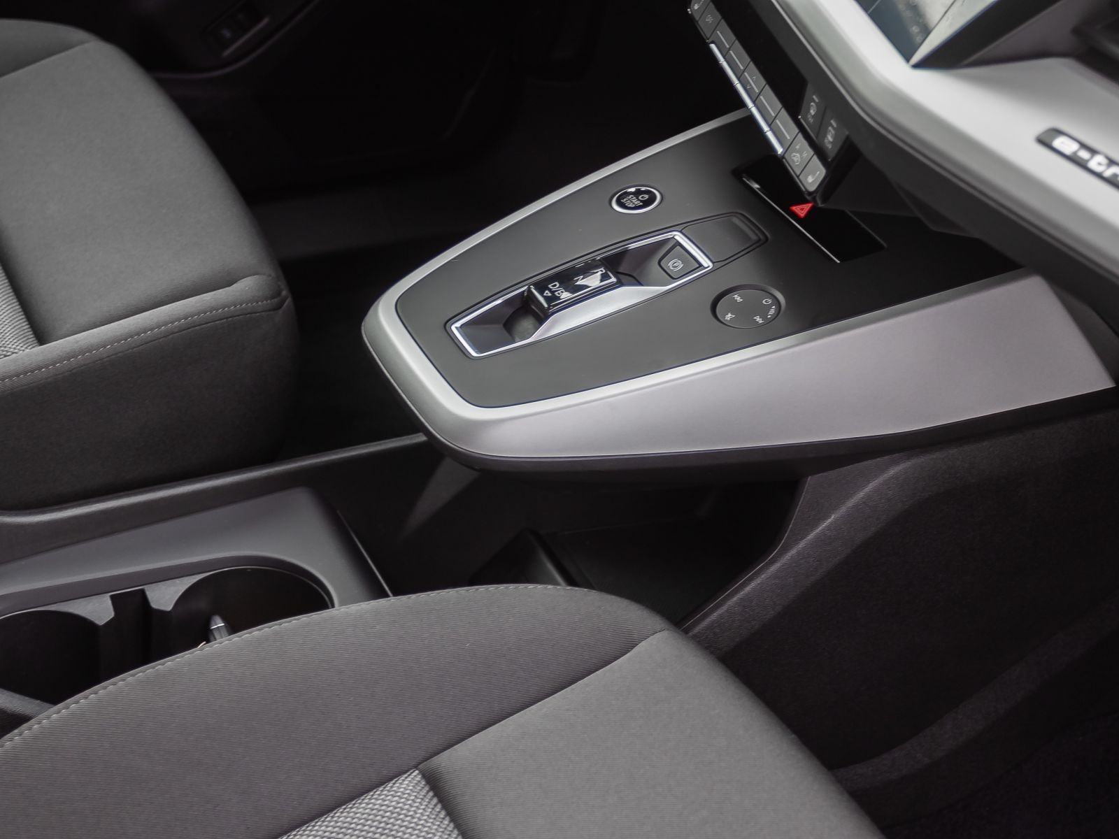 Audi Q4 Sportback e-tron S line 35 LED Standklima ACC