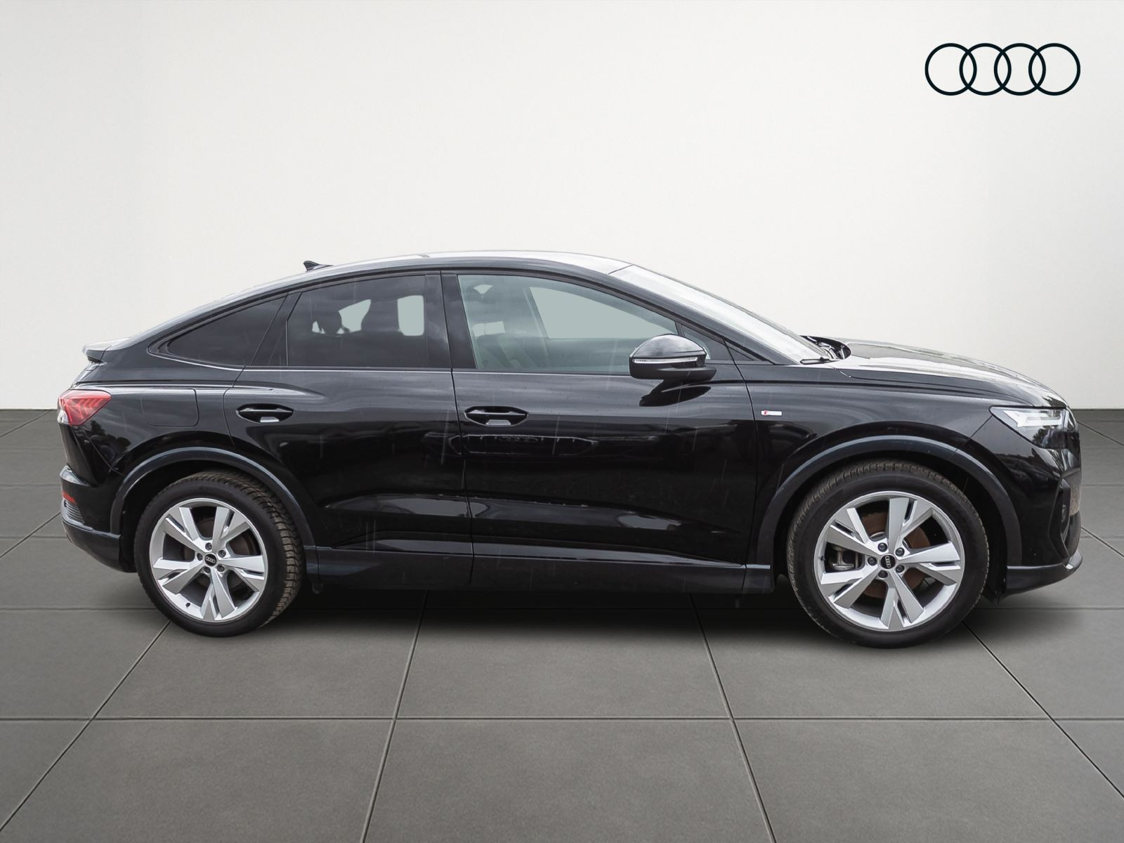 Audi Q4 Sportback e-tron S line 35 LED Standklima ACC