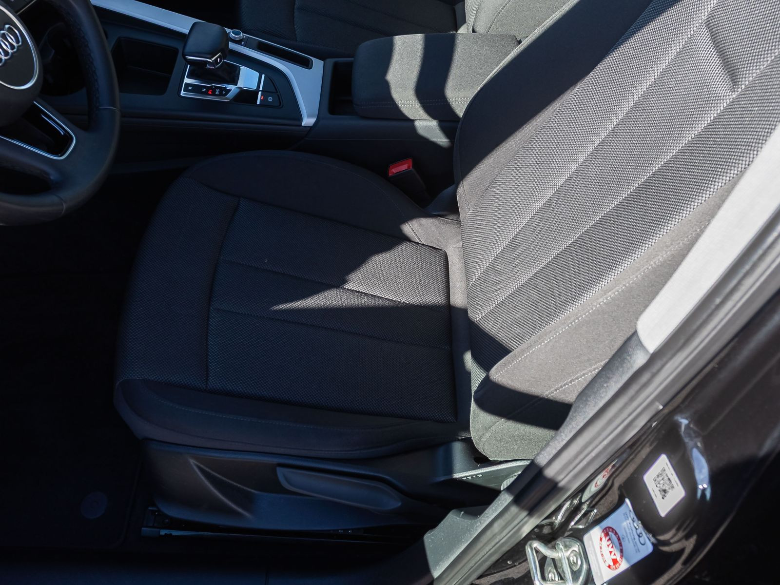 Audi A4 Avant 35TDI Stronic Navi Sitzhzg EPH
