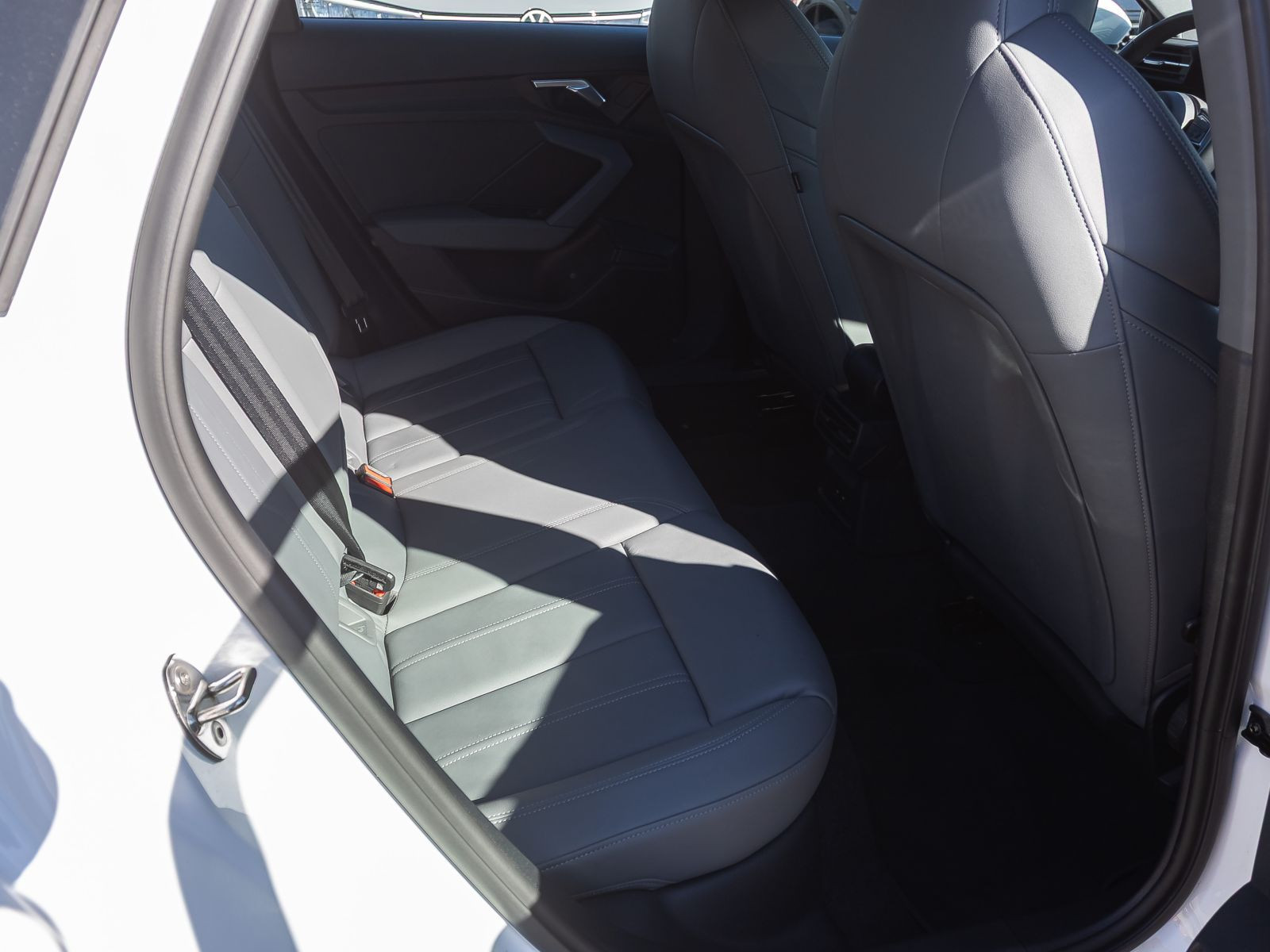 Audi A3 Limousine S line 30TDI Navi Sitzhzg EPH
