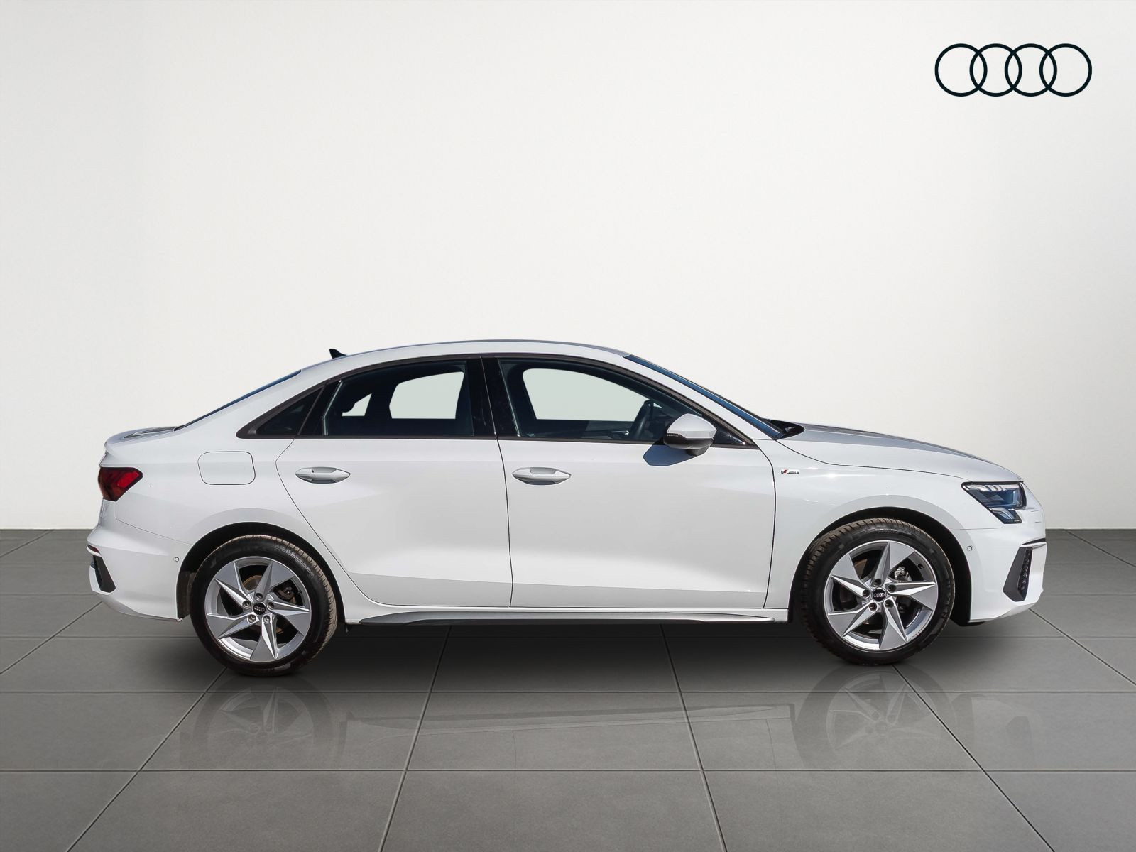 Audi A3 Limousine S line 30TDI Navi Sitzhzg EPH