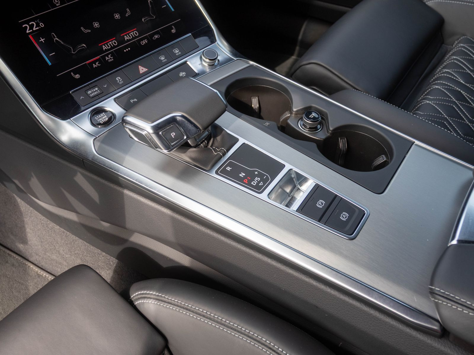 Audi A6 Avant S line 40TDI Stronic Navi EPH Sportsitze