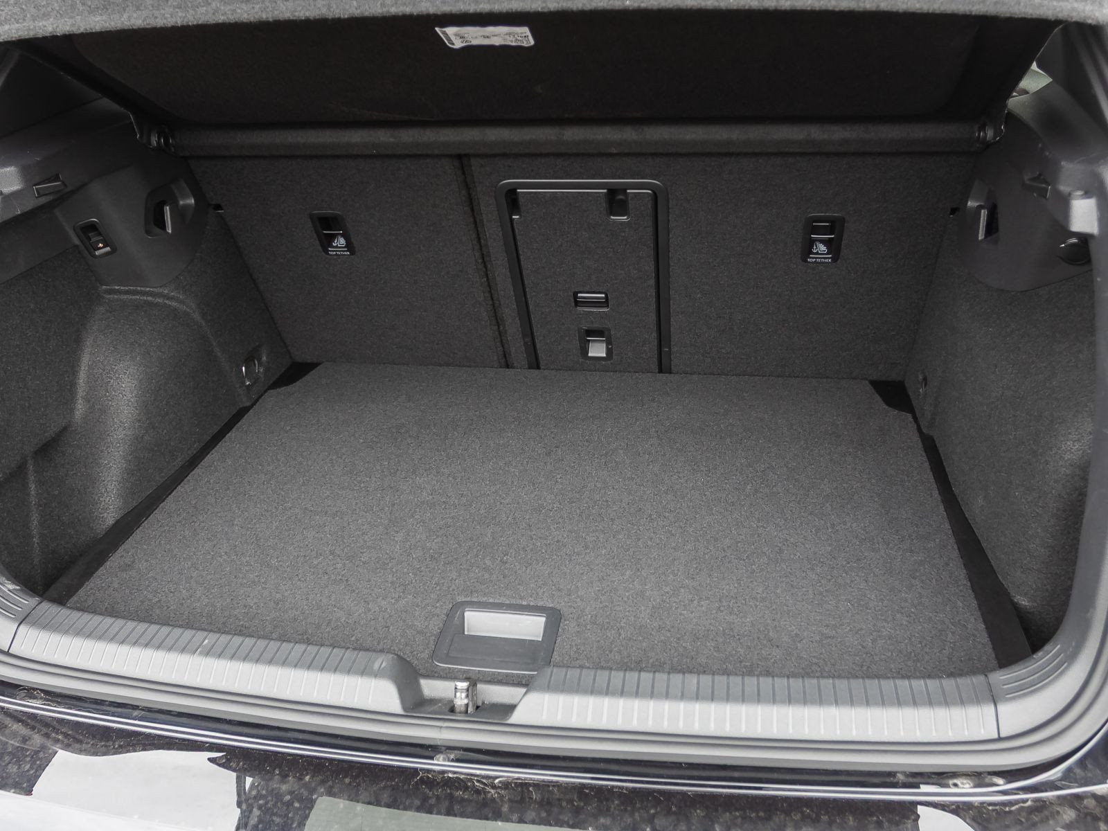 Volkswagen Golf VIII GTI 2.0 TSI DSG Navi LED-Matrix ACC