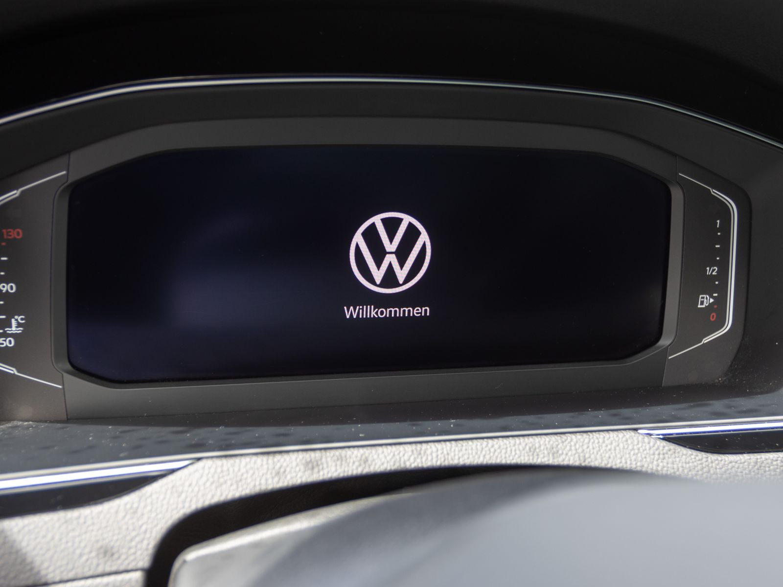 Volkswagen Passat Variant 2.0 TDI DSG "Business" Navi EPH ACC