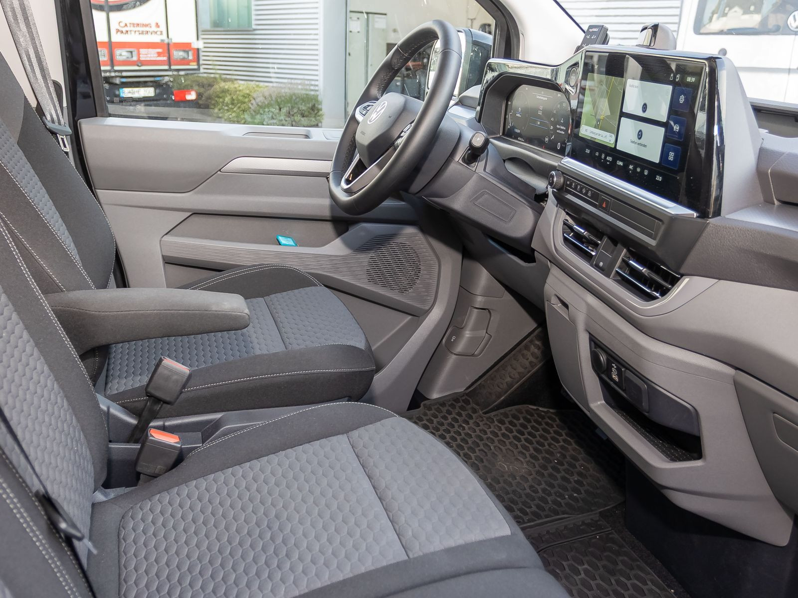 Volkswagen Caravelle LR Life 2.0TDI 4M Automatik Navi LED Standhzg ACC AHK