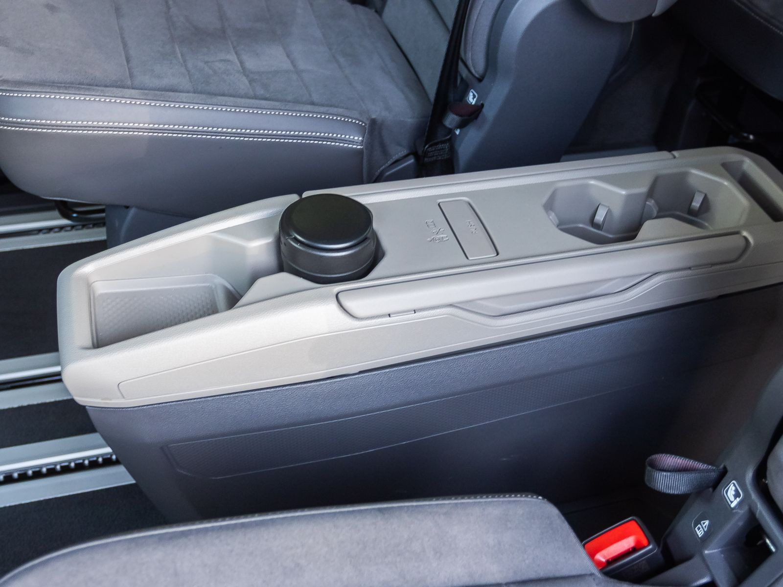 Volkswagen Multivan Style 2.0 TDI DSG Navi AHK Standheizung