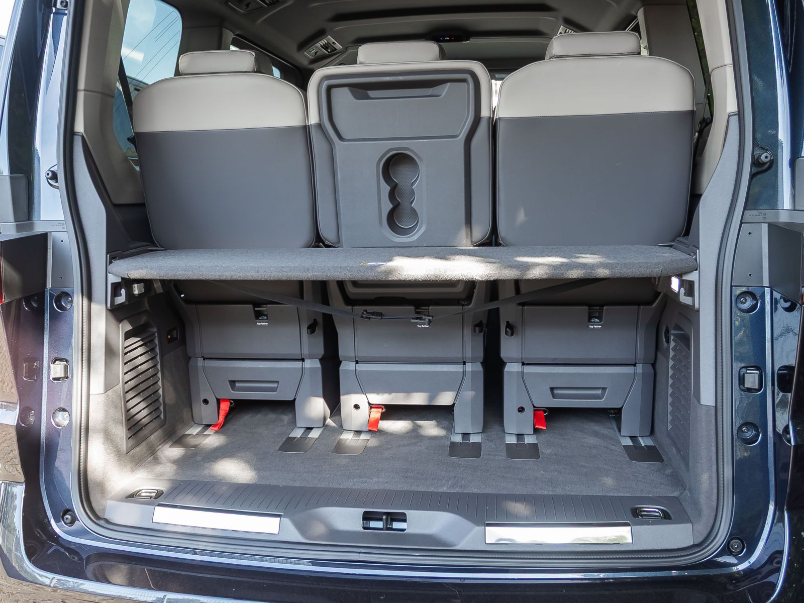 Volkswagen Multivan Style 2.0 TDI DSG Navi AHK Standheizung