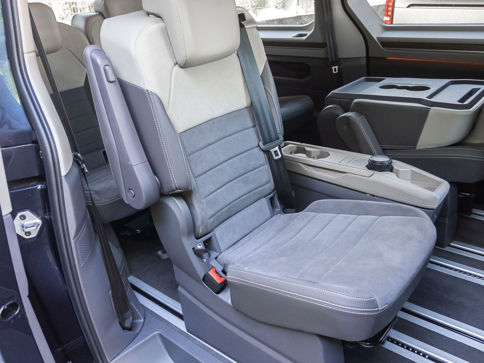 Volkswagen Multivan Style 2.0 TDI DSG Navi AHK Standheizung