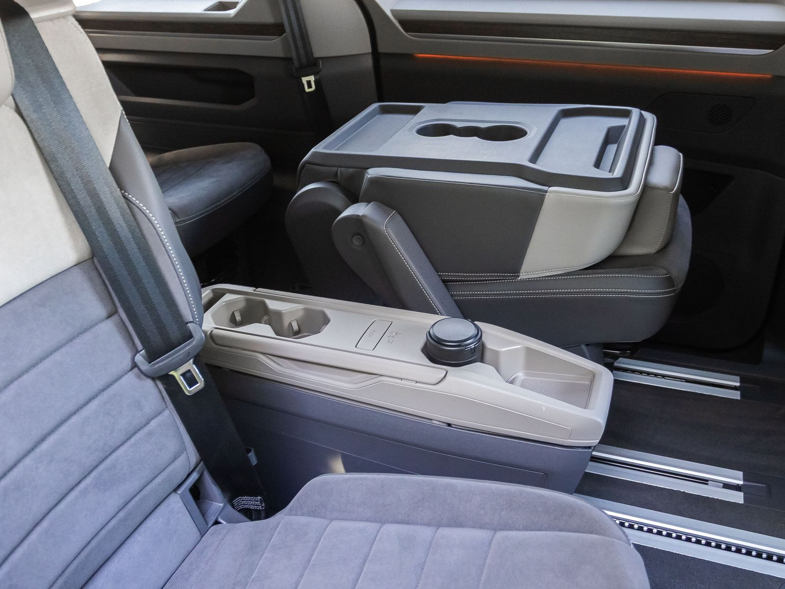 Volkswagen Multivan Style 2.0 TDI DSG Navi AHK Standheizung