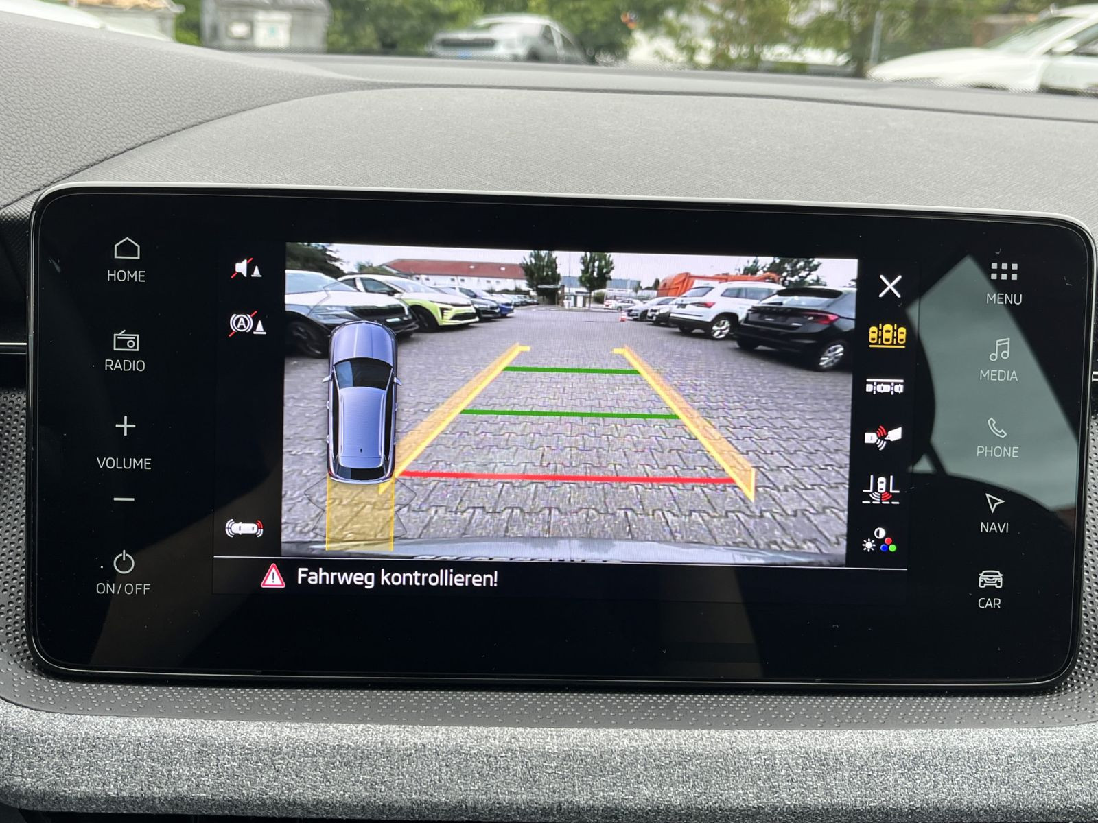 Skoda Kamiq Selection 1,5 TSI DSG ACC LED RFK NAVI