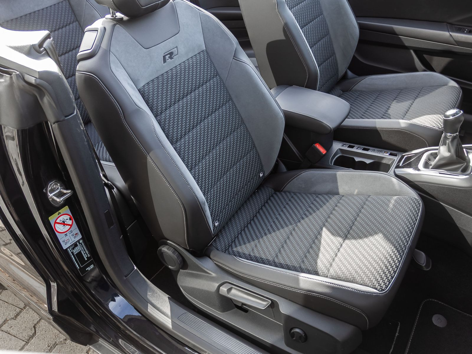 Volkswagen T-Roc Cabriolet R-Line 1.5TSI Navi LED ACC EPH