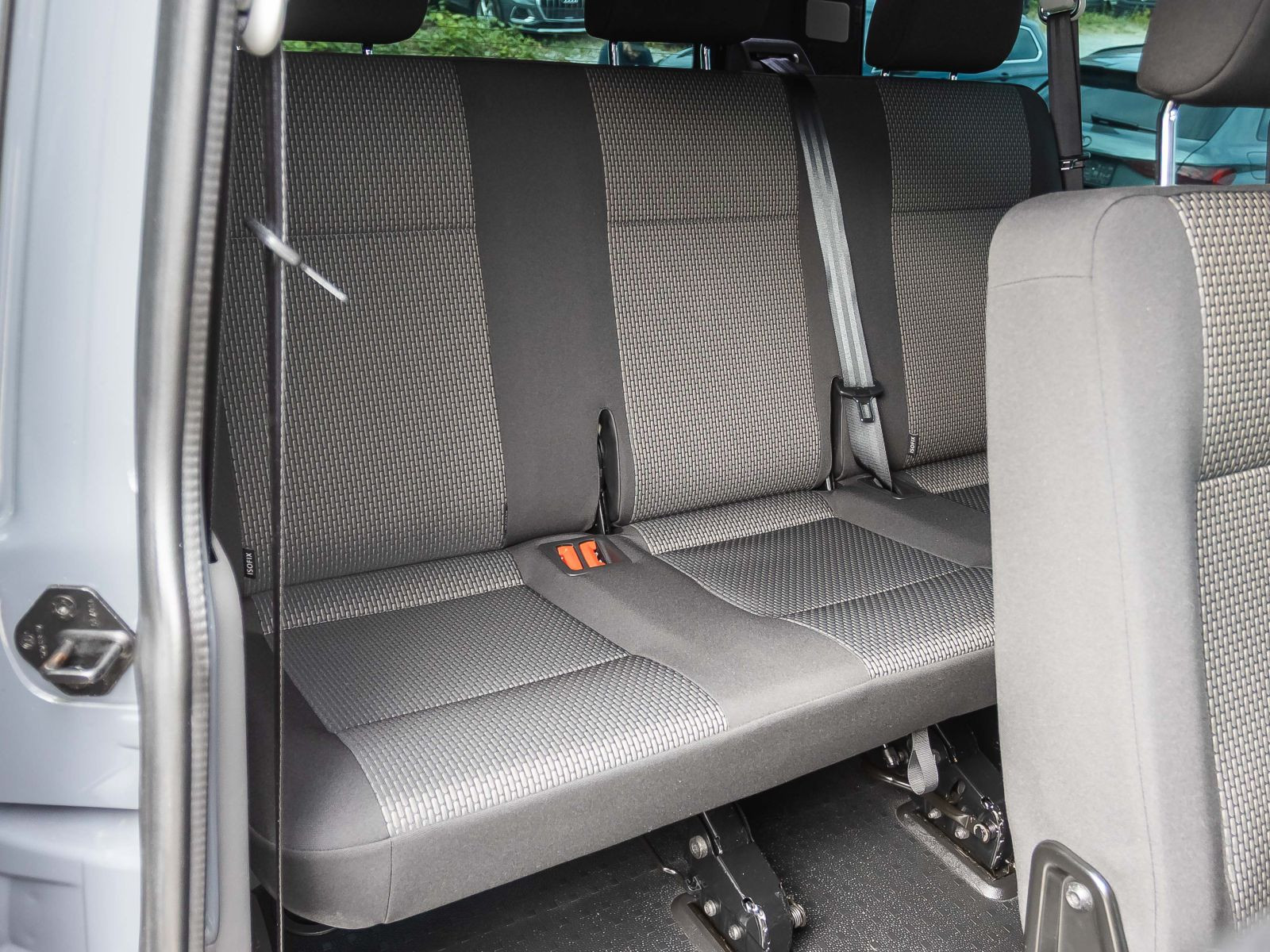 Volkswagen T6.1 Kombi LR 2.0TDI 4M DSG Navi LED Standheizung AHK