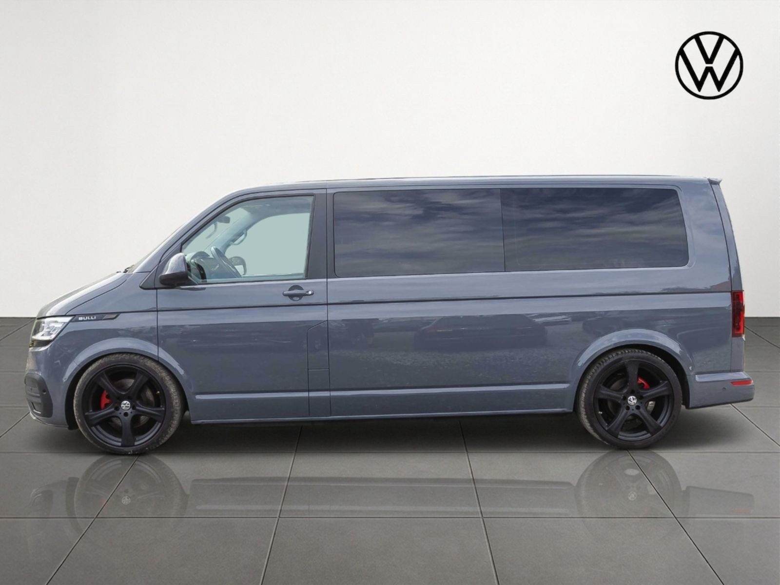Volkswagen T6.1 Kombi LR 2.0TDI 4M DSG Navi LED Standheizung AHK