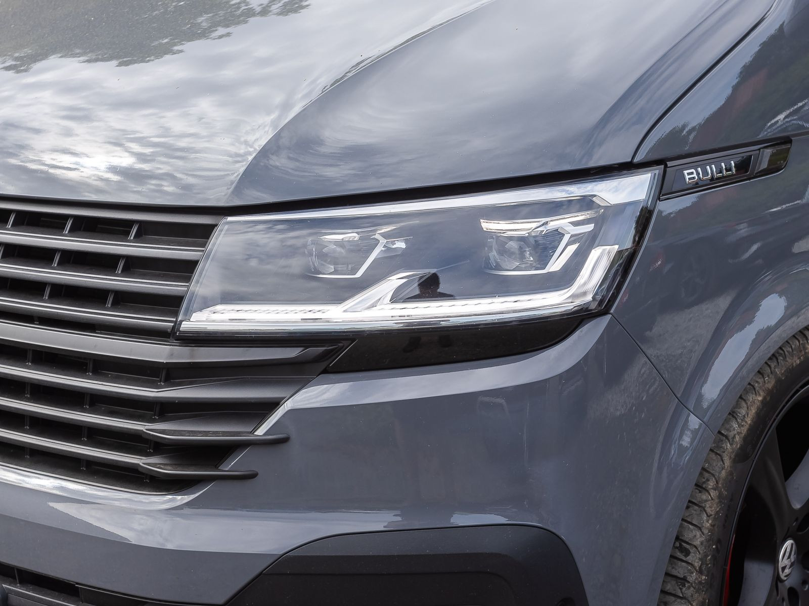 Volkswagen T6.1 Kombi LR 2.0TDI 4M DSG Navi LED Standheizung AHK