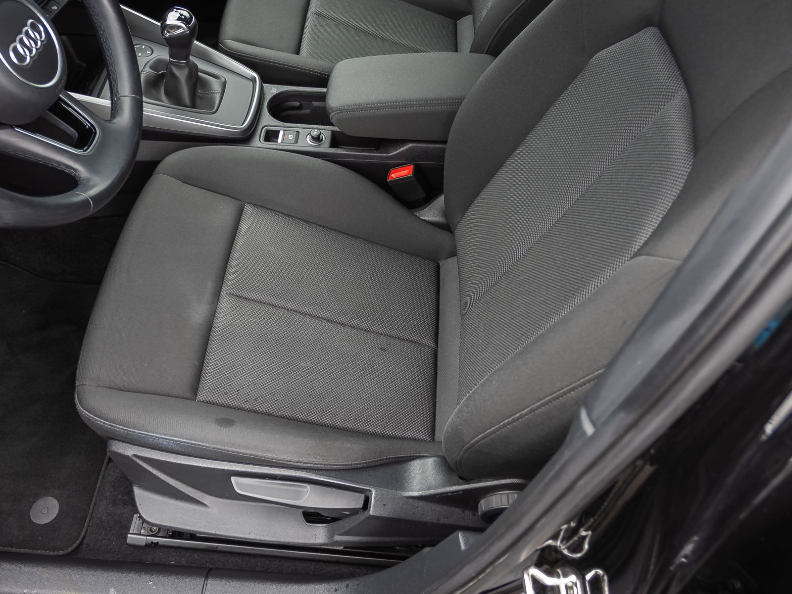 Audi A3 Sportback S line 35TFSI Navi B&O LED EPH