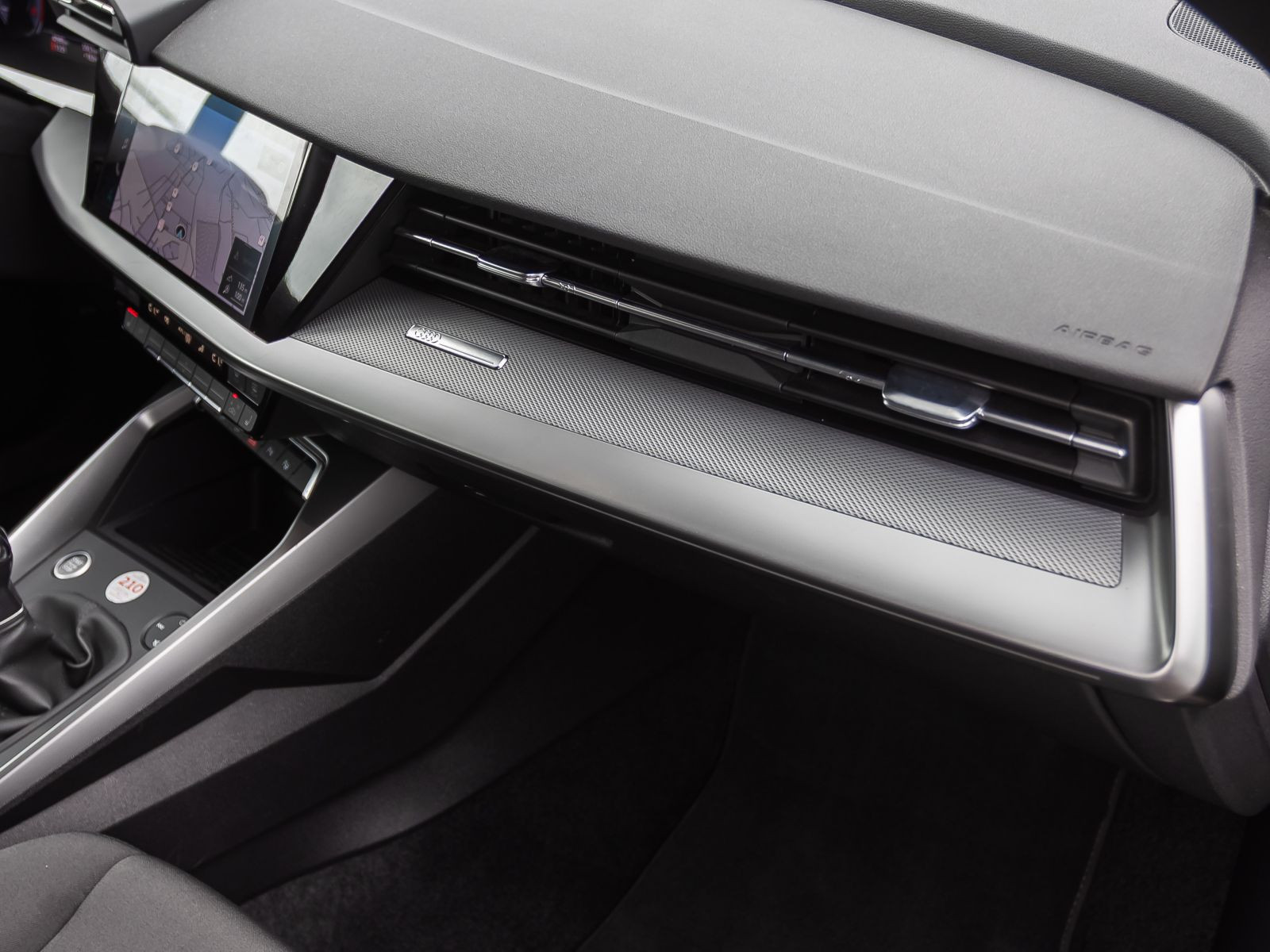Audi A3 Sportback S line 35TFSI Navi B&O LED EPH
