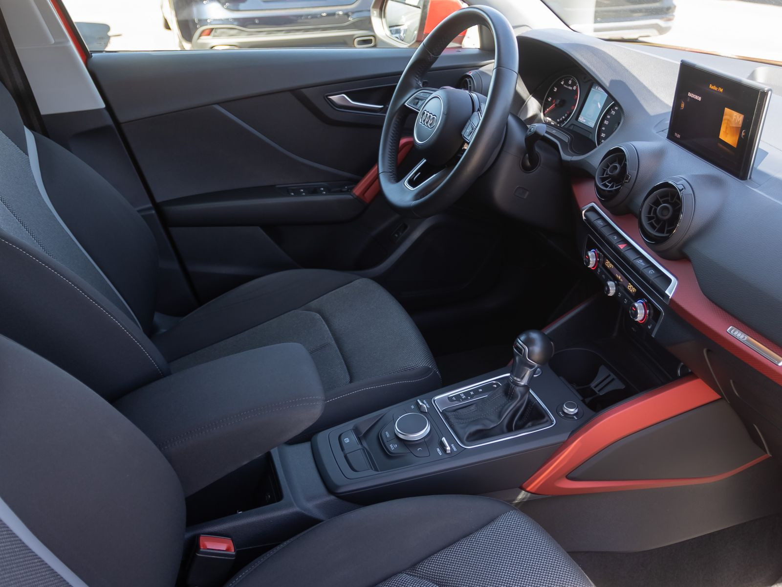Audi Q2 Sport 1.4 TFSI Stronic AHK Sitzheizung EPH