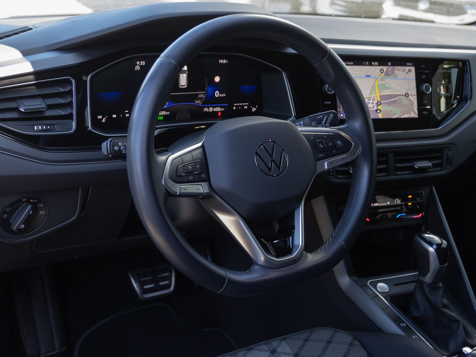 Volkswagen Polo 1.0 TSI DSG R-Line, Navi, LED-Matrix, Rückfahrkamera, App-Connect