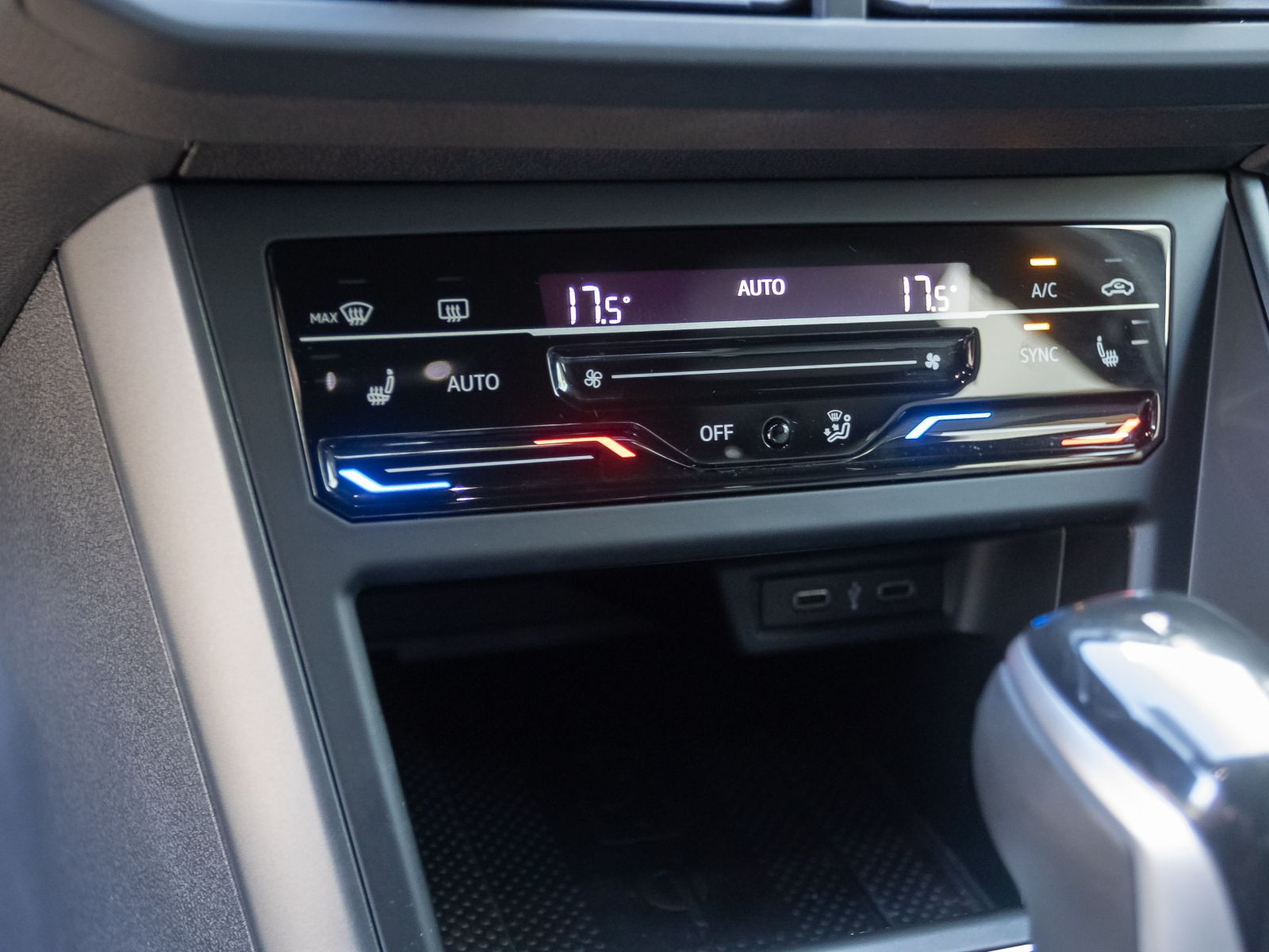 Volkswagen Polo 1.0 TSI DSG R-Line, Navi, LED-Matrix, Rückfahrkamera, App-Connect