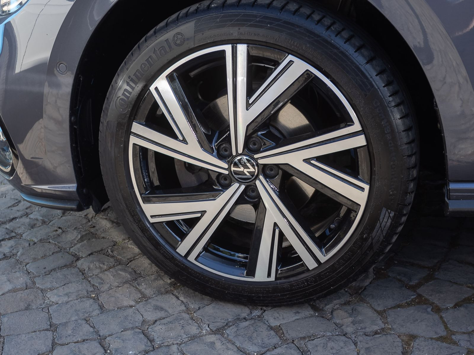 Volkswagen Polo 1.0 TSI DSG R-Line, Navi, LED-Matrix, Rückfahrkamera, App-Connect