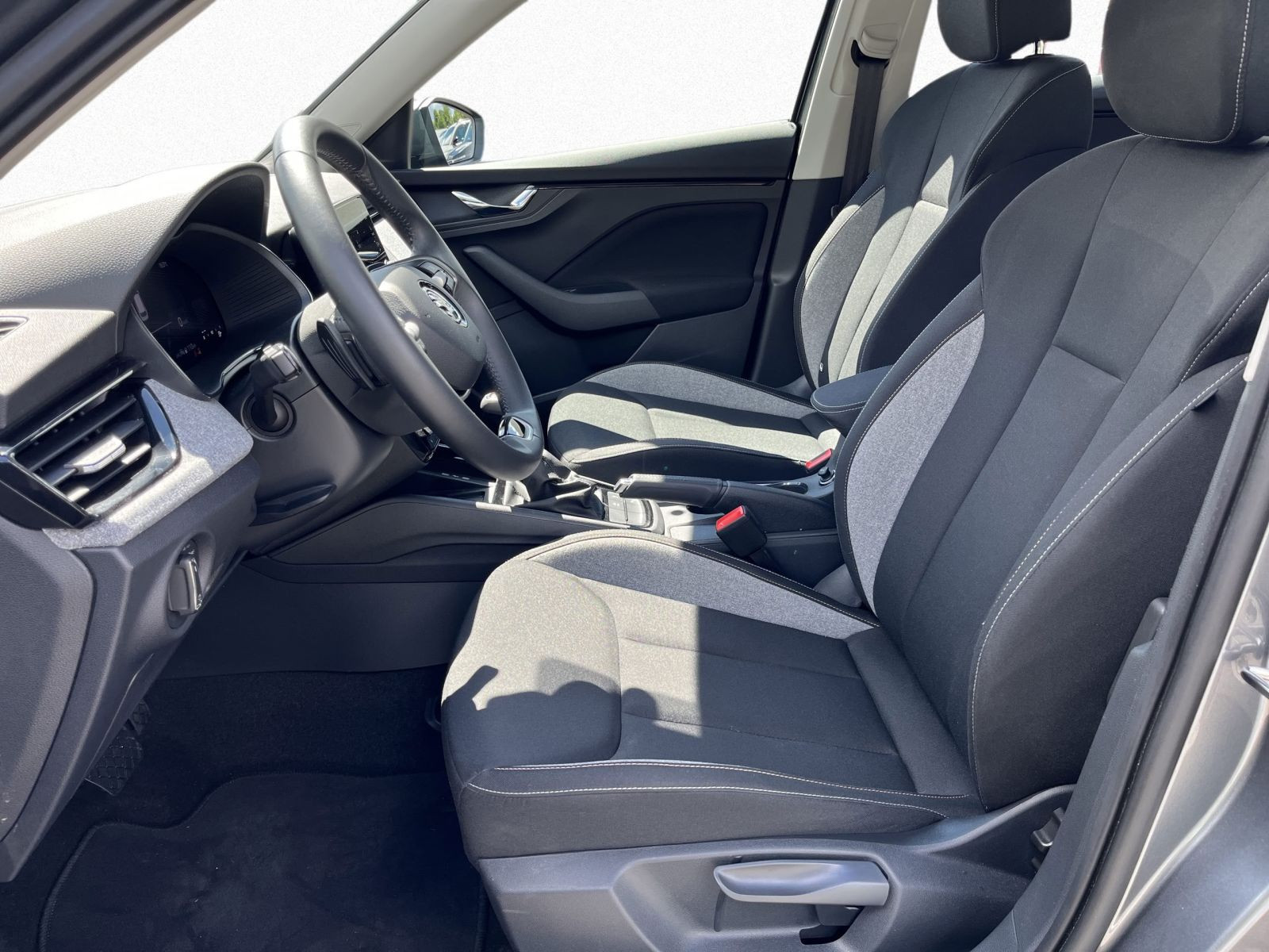 Skoda Kamiq Drive 1.0 TSI DSG LED EPH AHK Sitzhzg
